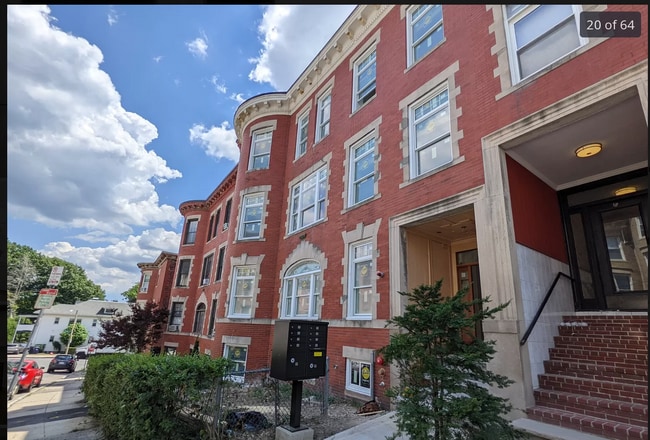 Photo - 14 Mount Hood Rd