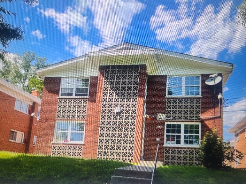 Photo - 1638 Crest Hill Ave