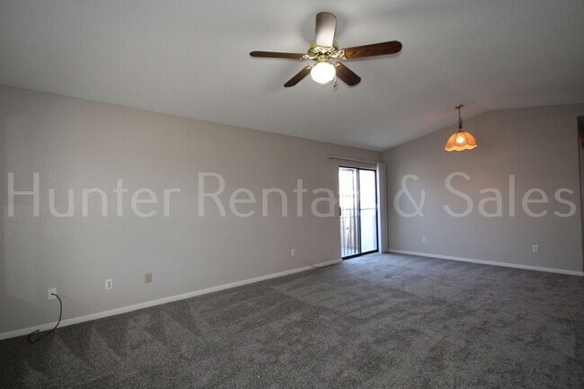 Photo - Delightful Duplex!