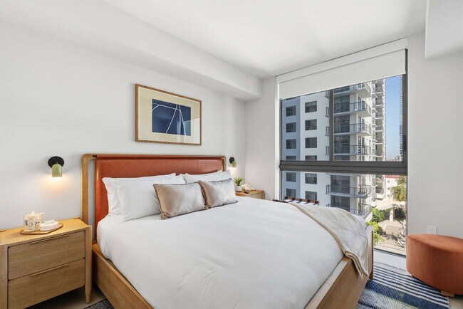 Photo - 11 NE 6th St Unidad SI FL17-ID1511928P