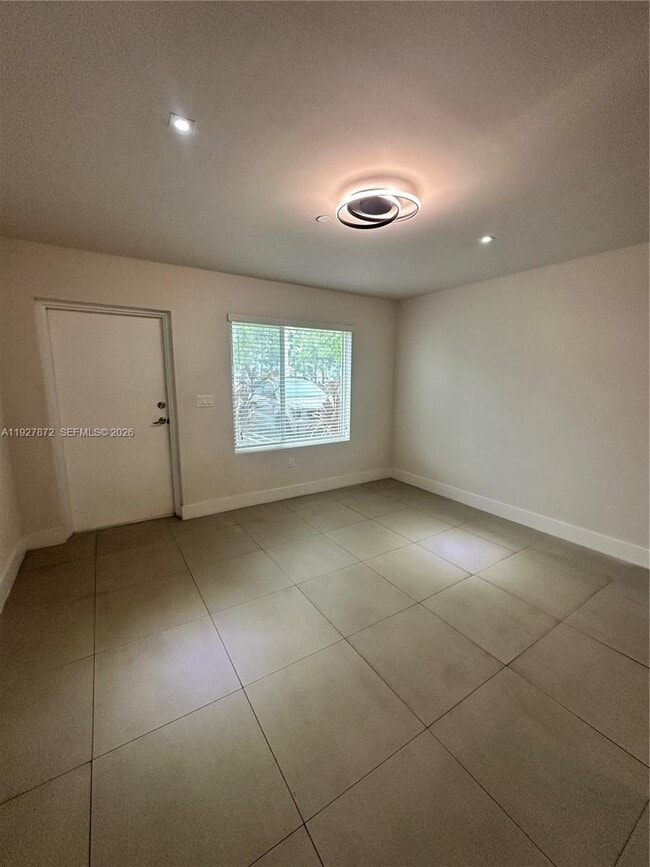 Photo - 2555 NE 193rd St Unit 2116