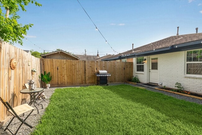 Photo - 1212 Shelby St