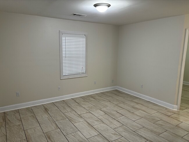 Photo - 130 Ralph Quarterman Dr