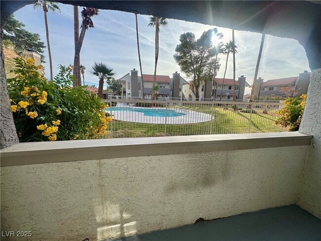 Building Photo - 2112 Sunfish Dr Unit B