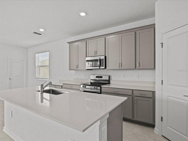 Photo - 6325 Blissful St