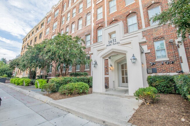 Photo - Lovely Studio Condo Unit in Columbia Heights!