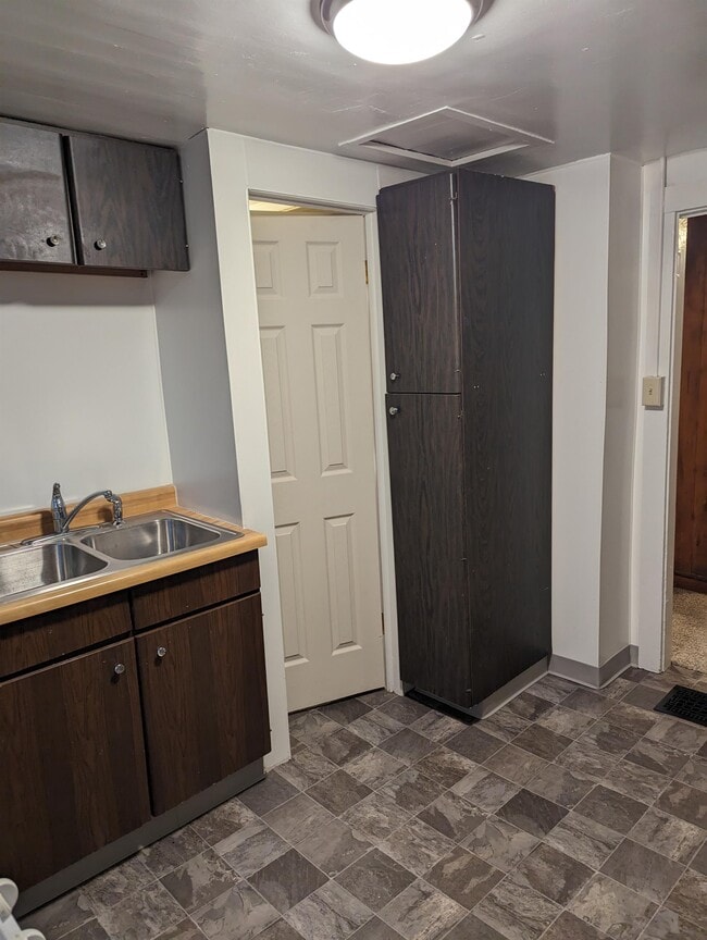 25 Benedict St Unit 3