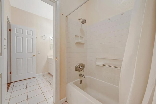 Photo - Lake Isabella Way