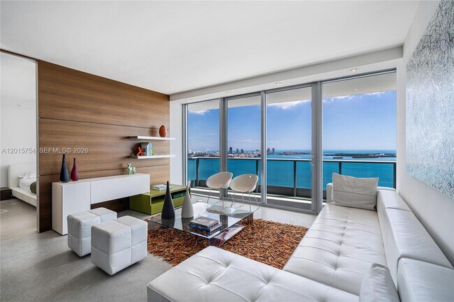 Building Photo - 1331 Brickell Bay Dr Unit 4003