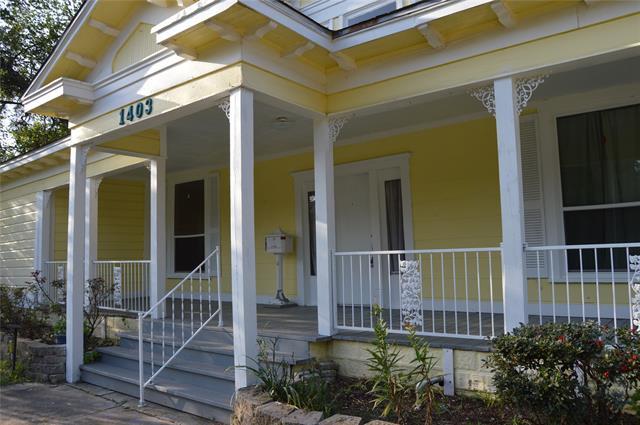 Photo - 1403 Bonham St