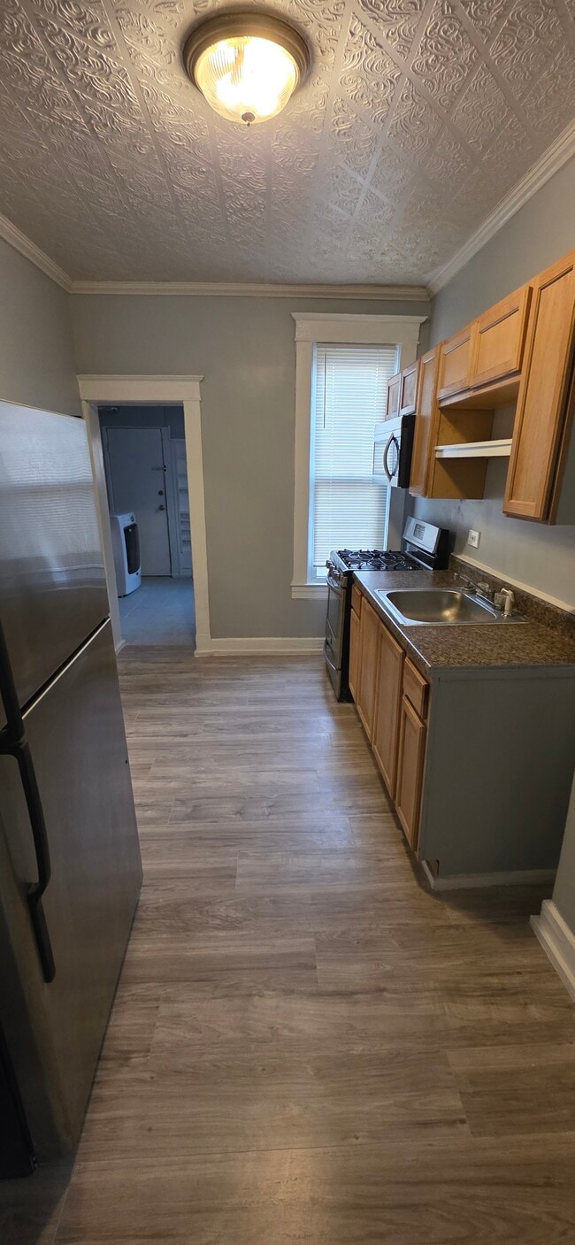 Photo - 3110 Oakfield Ave