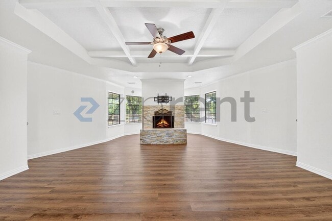 Photo - 3901 High Rd