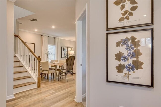 Photo - 105 Essence Dr