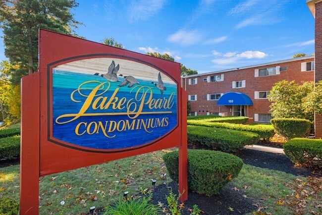 Lake Pearl Condo - 131 Creek St Condo Unit -