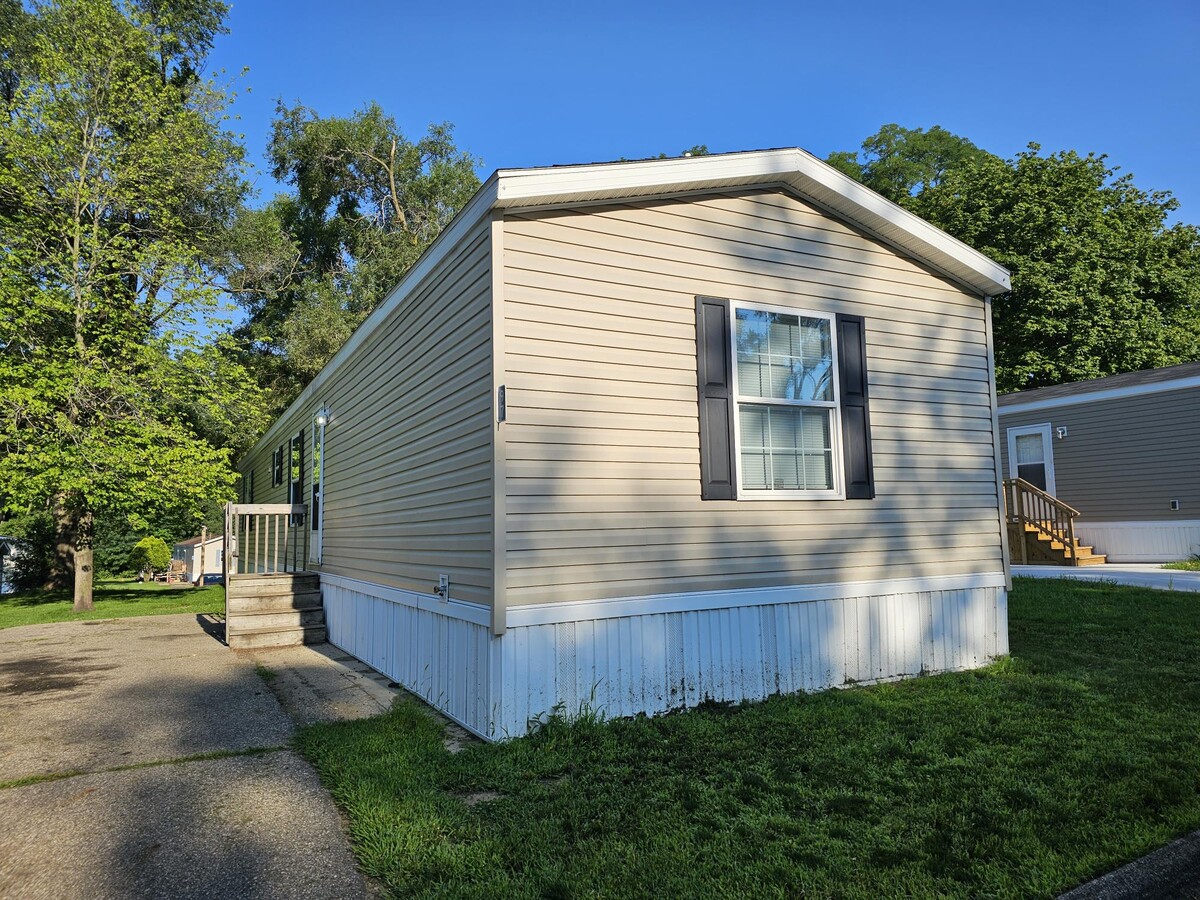 Photo - 1267 Avenue A House