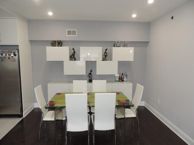 Photo - 84 Bloomfield St Unit 11