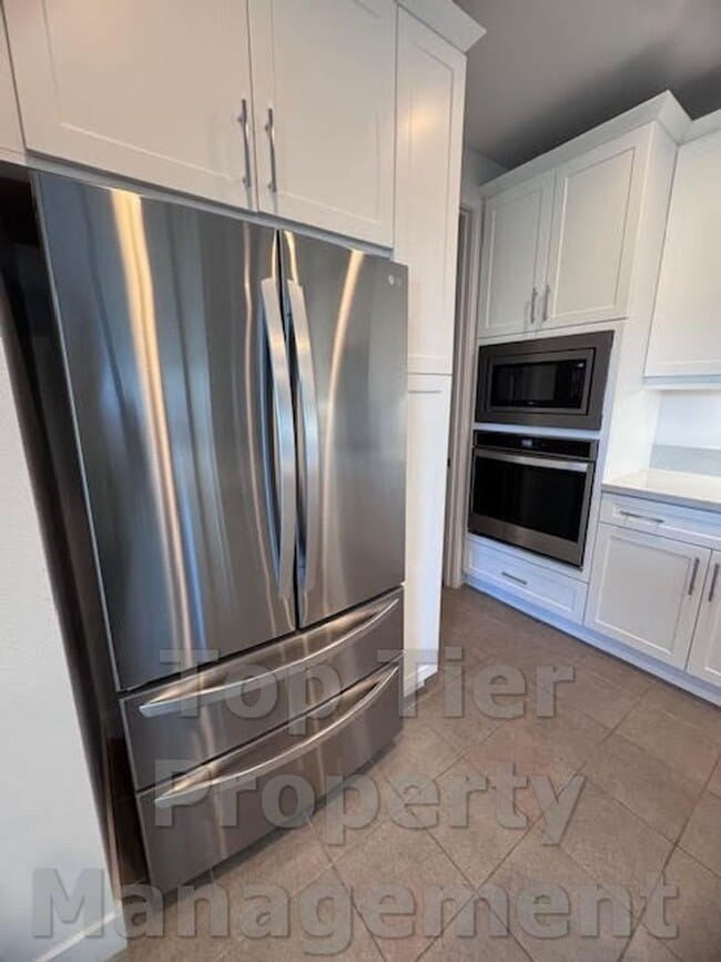 Photo - Beautiful & Modern 3 bed/ 3.5 bath/ 2,029 Sqft Condo with amazing Views in Carroll Canyon- Availa...