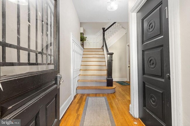 Building Photo - 1608 N Broom St Unit 5