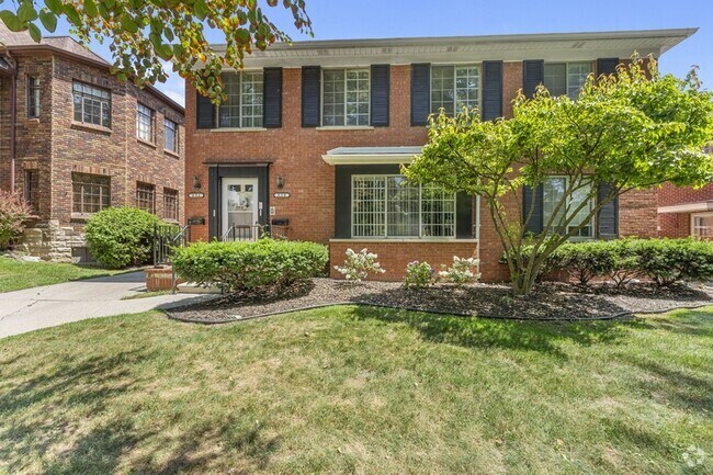 Building Photo - 930 Trombley Rd Rental
