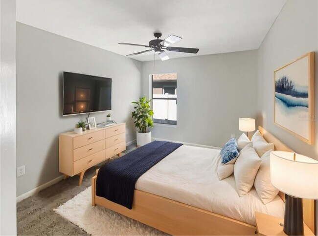 Photo - 30406 Arrochar St