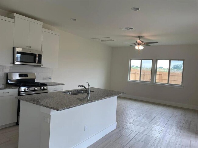 Photo - 500 White Steppe Way Unit 241