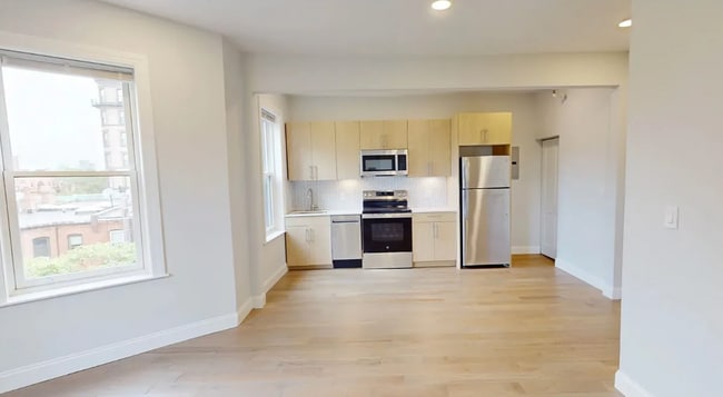 Building Photo - 362 Commonwealth Ave Unit 9