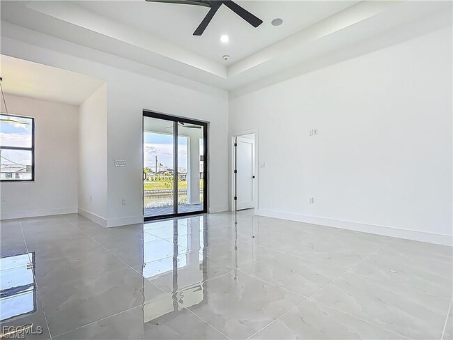 Photo - 323 NE 19th Terrace