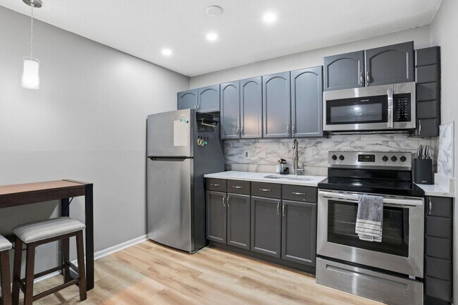 Photo - 1204 S Lake Dr Unit 3