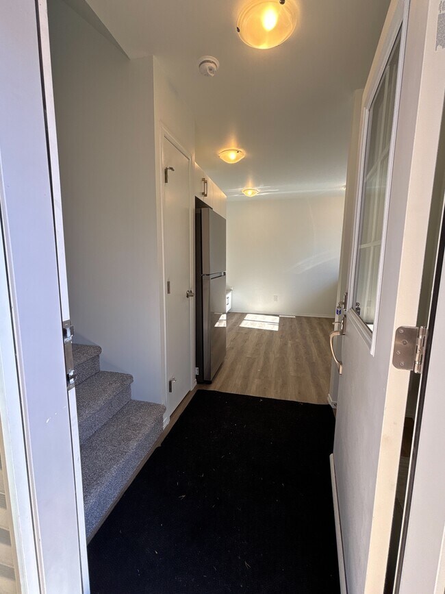 Photo - 11205-11268 68 St NW Unit Lower G1