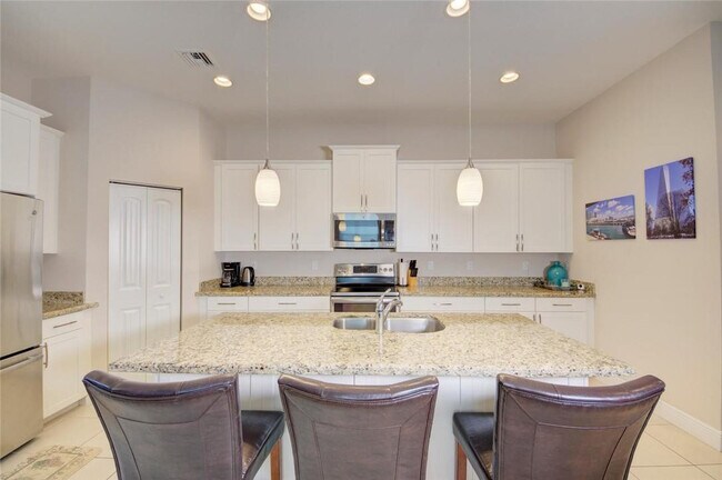 Photo - 495 NE Abaca Way