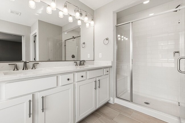 Photo - Beautiful Home in Commerce City!