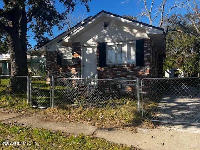 Photo - 1587 W 19th St Casa