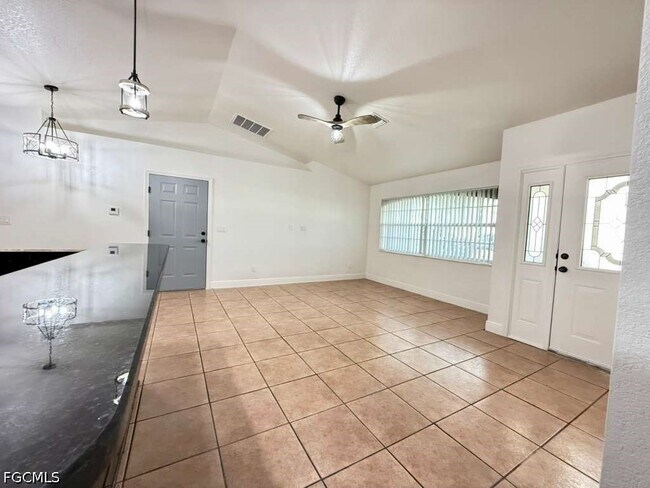 Photo - 2712 SW 2nd Ave