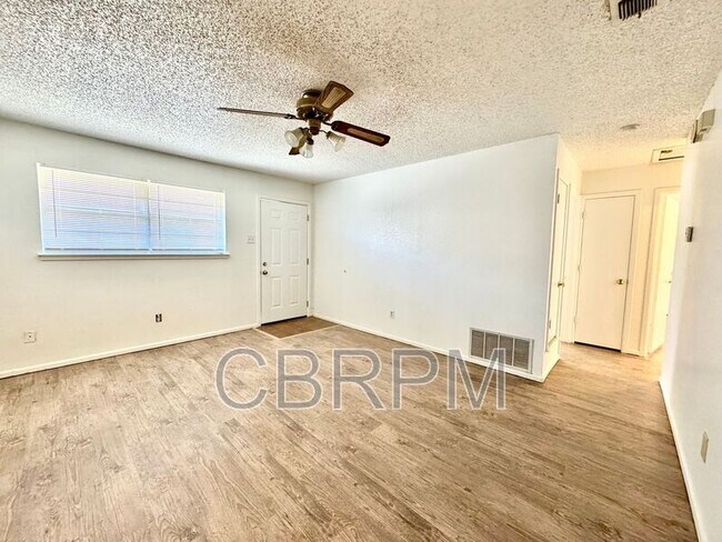 Photo - 6509 21st St