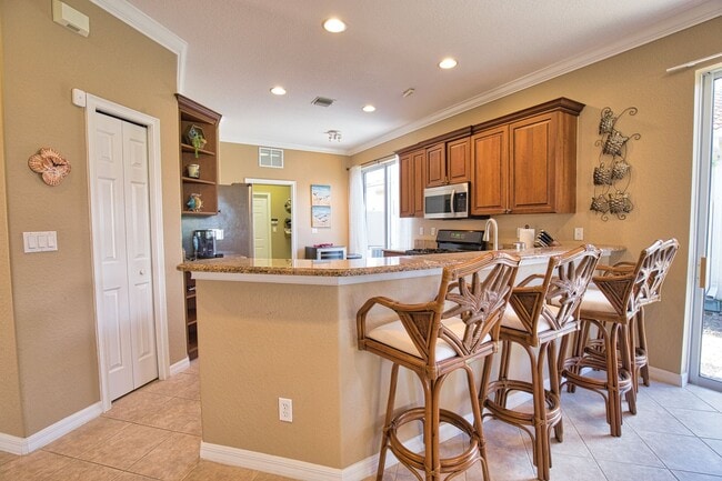 Photo - Seasonal Short-Term 2 Bed 2 Bath Single Family Home located in Venetian Golf and River Club!