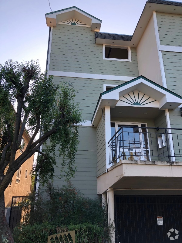 Building Photo - 1405 Oak Grove Ave Unit #302 Rental