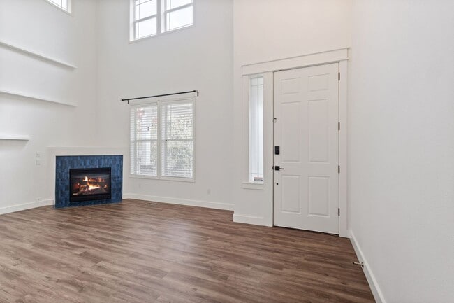 Photo - 14081 SW Viewpoint Ct