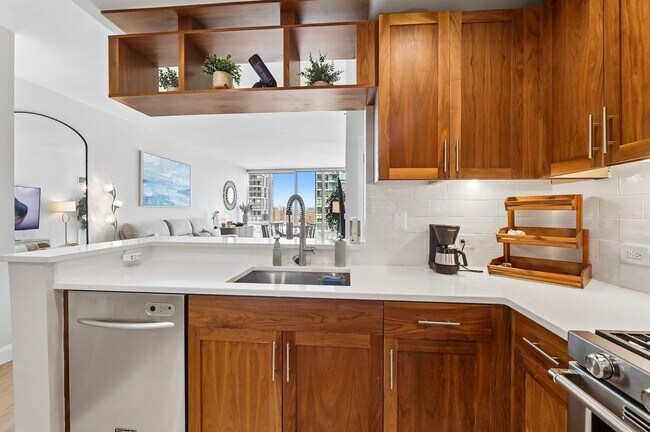 Photo - 20 Newport Pkwy Unidad 1511