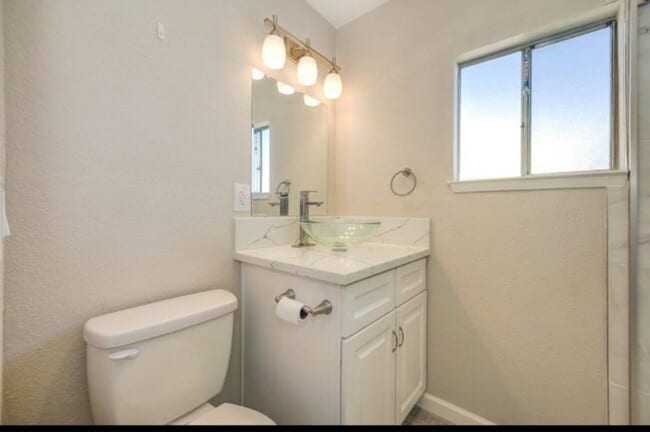 Photo - 1 Kaseberg Dr