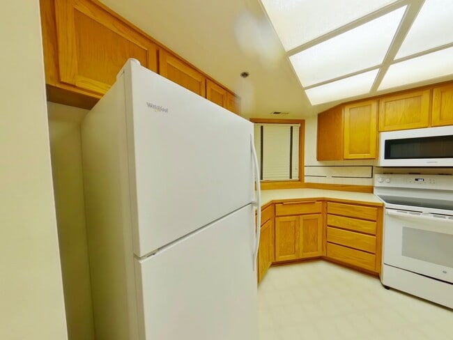 Photo - 2 Bedroom Condo In Fantastic Location!