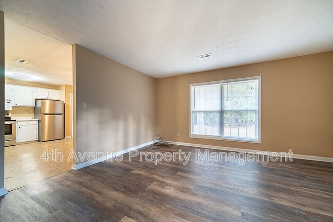 4437 Township Dr Unit 8- A