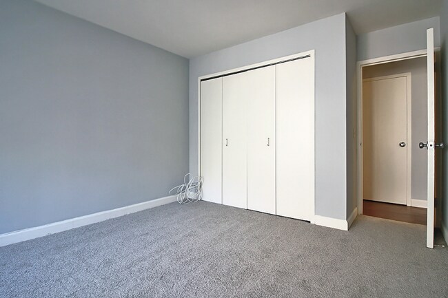 Photo - 1333 N Lake Shore Dr