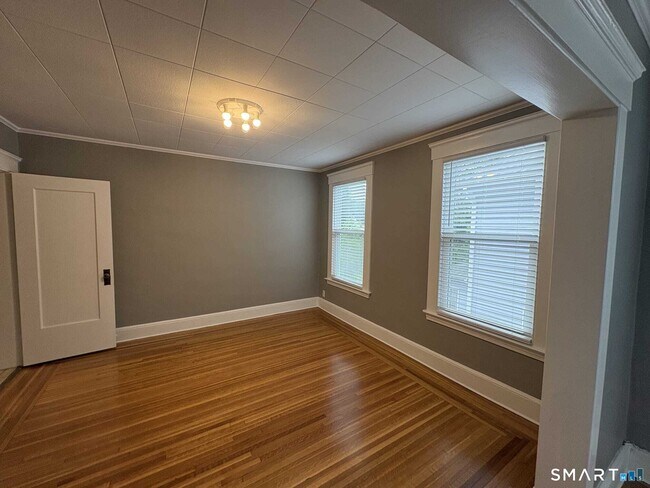 829 Edgewood Ave Unit 2nd fl