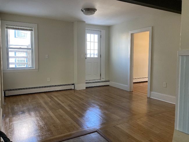 Photo - 28 1/2 Grove St