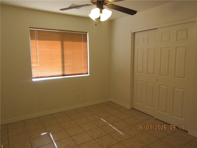 Photo - 2807 Louise Ave