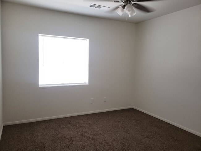 Photo - 743 S 6th St Unidad 1