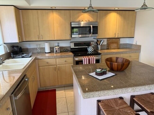 Photo - Maui Meadows- beautifully renovated 2-bedroom, 1-bath private cottage w/ a POOL