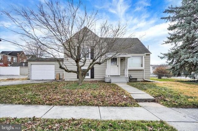 Photo - Fabulous 3 bedroom in York.