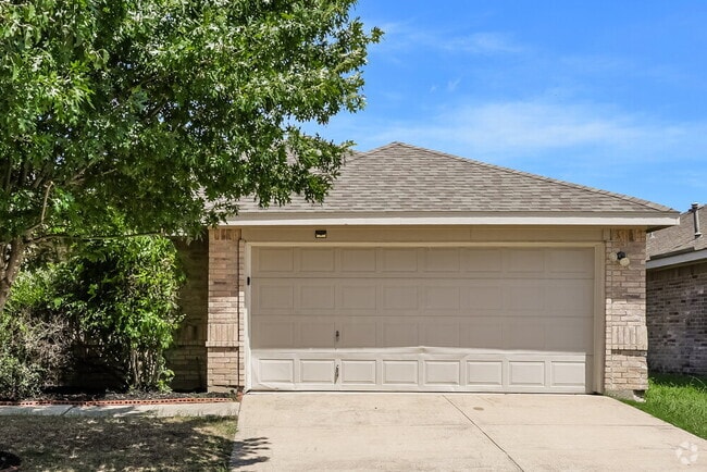 Building Photo - 4736 Cedar Springs Dr Rental