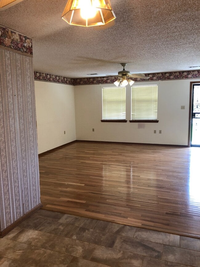 Photo - Questions call Peggy Goodman 501 676 1758